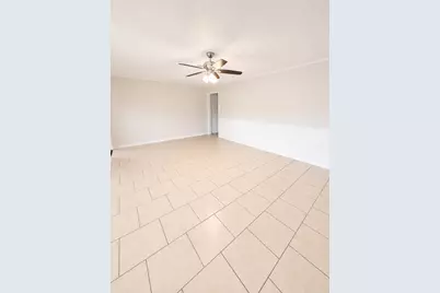 502 N Oak Street, Texas City, TX 77591 - Photo 6