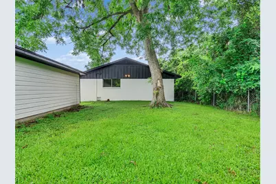 502 N Oak Street, Texas City, TX 77591 - Photo 26