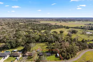 904 Avenue C, Sweeny, TX 77480 - Photo 1