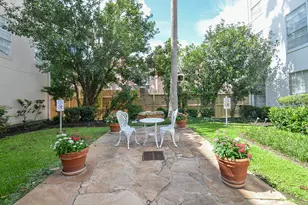 2333 Bering Dr, Houston, TX 77057 - Photo 4