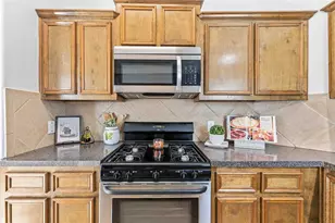 24307 Silver Maple Dr, Huffman, TX 77336 - Photo 4