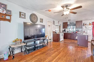 10434 Envoy St, Houston, TX 77016 - Photo 8