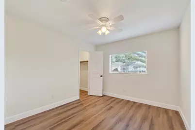 16707 Schooners Way, Friendswood, TX 77546 - Photo 18