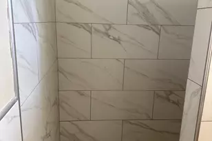 719 Eckel St, La Grange, TX 78945 - Photo 6