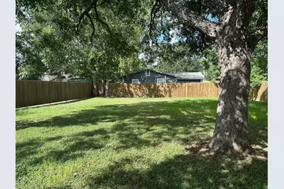 719 Eckel Street, La Grange, TX 78945 - Photo 10