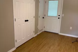 719 Eckel St, La Grange, TX 78945 - Photo 8