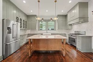 404 Avondale St, Houston, TX 77006 - Photo 10