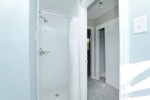 8235 Dover St, Houston, TX 77061 - Photo 28