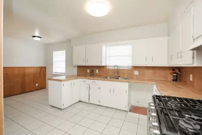 8235 Dover Street, Houston, TX 77061 - Photo 16