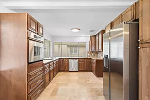 7810 Antoine Dr, Houston, TX 77088 - Photo 4