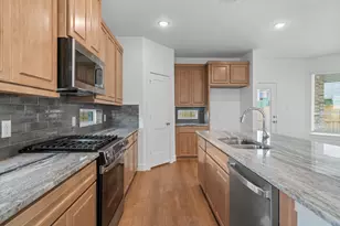 2739 Brandon Bluff Bnd, Fulshear, TX 77441 - Photo 8