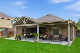 19011 Cove Forest Ln, Cypress, TX 77433 - Photo 38