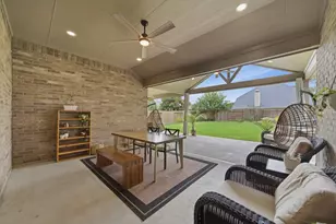 19011 Cove Forest Ln, Cypress, TX 77433 - Photo 36