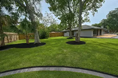 7810 Nairn Street, Houston, TX 77074 - Photo 24