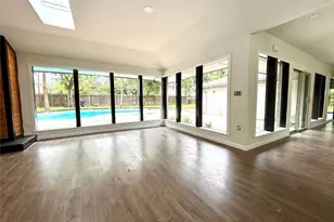 7810 Nairn St, Houston, TX 77074 - Photo 6