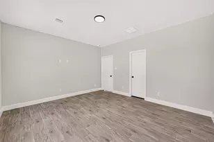 527 Oleander St, Prairie View, TX 77484 - Photo 34