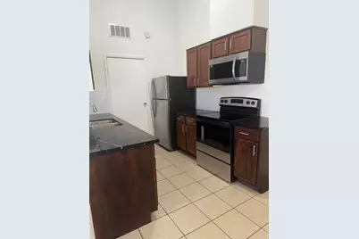 11008 Misty Summit Drive, Houston, TX 77086 - Photo 2