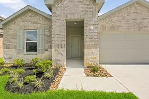 509 Comal Trl, Dayton, TX 77535 - Photo 4