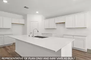 509 Comal Trl, Dayton, TX 77535 - Photo 6