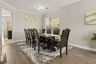 1927 Pinewood Ct, Baytown, TX 77521 - Photo 10
