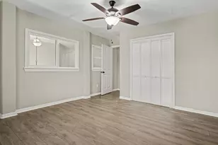 1927 Pinewood Ct, Baytown, TX 77521 - Photo 30