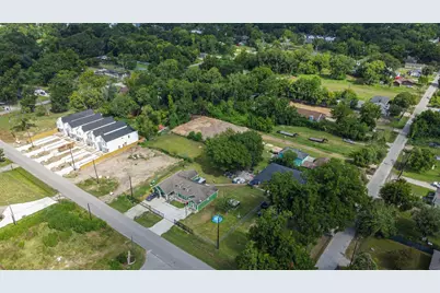 9409 Irby Street, Houston, TX 77088 - Photo 6