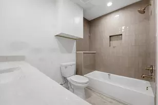 611B E 25th St, Houston, TX 77008 - Photo 32