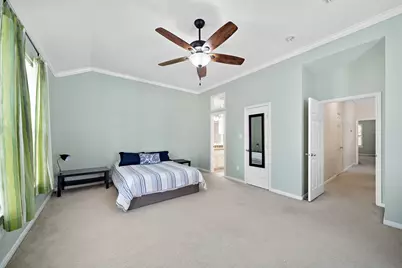 90 McGowen St, Houston, TX 77006 - Photo 14