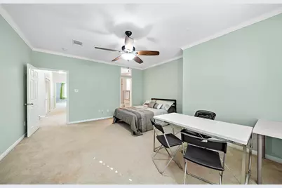 90 McGowen St, Houston, TX 77006 - Photo 18