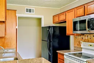 8413 Sands Point Dr Dr, Houston, TX 77036 - Photo 8