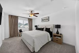 10419 Pelham Cres Ct, Houston, TX 77051 - Photo 12