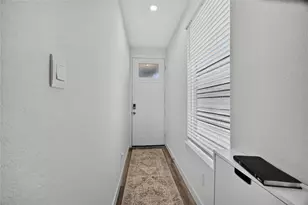 10419 Pelham Cres Ct, Houston, TX 77051 - Photo 24