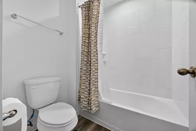 10419 Pelham Crescent Court, Houston, TX 77051 - Photo 20