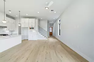 8715 Padua Ln, Houston, TX 77055 - Photo 14