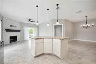 18809 Egret Bay Blvd, Webster, TX 77058 - Photo 8