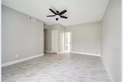 18809 Egret Bay Boulevard #301, Webster, TX 77058 - Photo 14