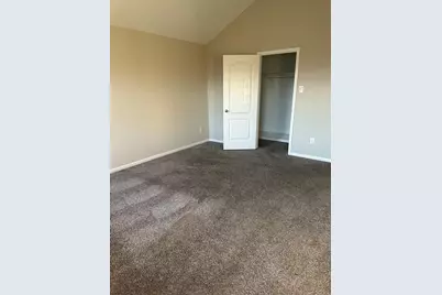 8617 Explorer Drive, Texas City, TX 77591 - Photo 4