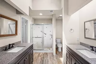 1516 Beaconshire Rd, Houston, TX 77077 - Photo 22