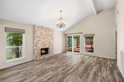 1516 Beaconshire Road, Houston, TX 77077 - Photo 8