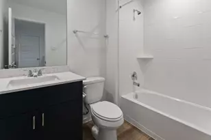7815 Inwood Hls Ln, Houston, TX 77088 - Photo 22