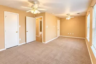 8722 Cherie Grove Cir, Houston, TX 77088 - Photo 10