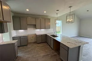 8706 Mallow Rose Wy, Rosharon, TX 77583 - Photo 2