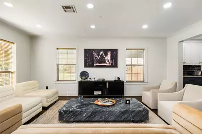 516 W 30th Street, Houston, TX 77018 - Photo 8