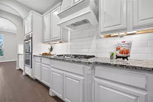14011 S Evergreen Ridge Ct, Conroe, TX 77384 - Photo 10