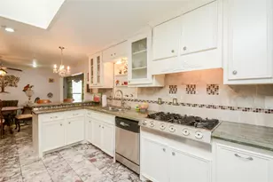 1022 Saddle Rock Dr, Houston, TX 77088 - Photo 4