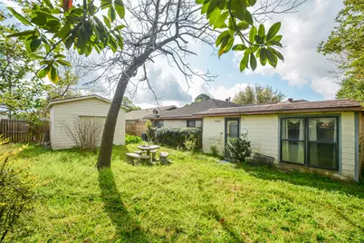 1022 Saddle Rock Drive, Houston, TX 77088 - Photo 30