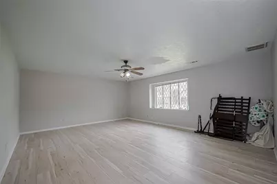 811 Loire Lane, Houston, TX 77090 - Photo 36