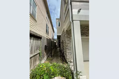 1211 Marconi Street, Houston, TX 77019 - Photo 2
