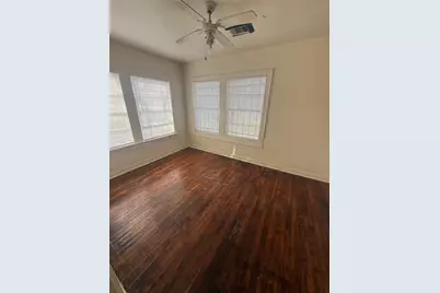 210 S Pecan Drive, Texas City, TX 77591 - Photo 8