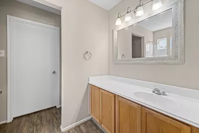 14206 Bonham Oaks Lane, Houston, TX 77047 - Photo 16